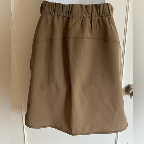 Lululemon On The  Fly Skirt
*Woven
Frontier, tan color casual, athleisure, sz 6 - Picture 7 of 16